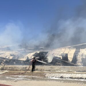kahramanmarasta fabrika yangini sekiz kisi dumandan etkilendi yZbVFNxG