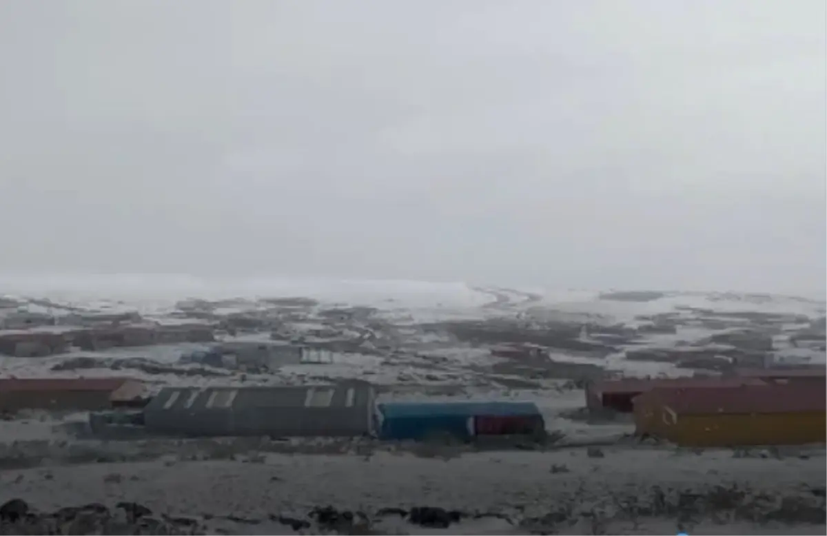 nugurcuk koyu yaylasi karla kaplandi 3xNlk5UD