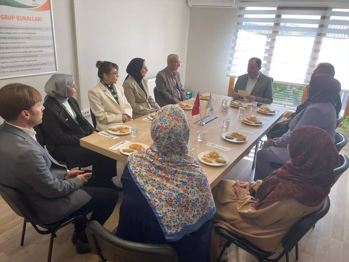 yesilay baskani sivasta incelemelerde bulundu qGbgbaXQ.jpg