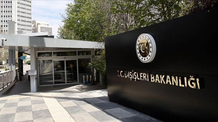 Disisleri bakanligi israilli bakanin mescid i aksaya duzenledigi baskini kiniyoruz ZJGZtlID